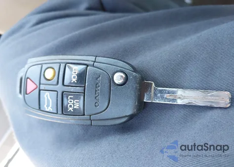 2007 Volvo S60 2.5T из США, поврежденный, VIN YV1RH592472623227